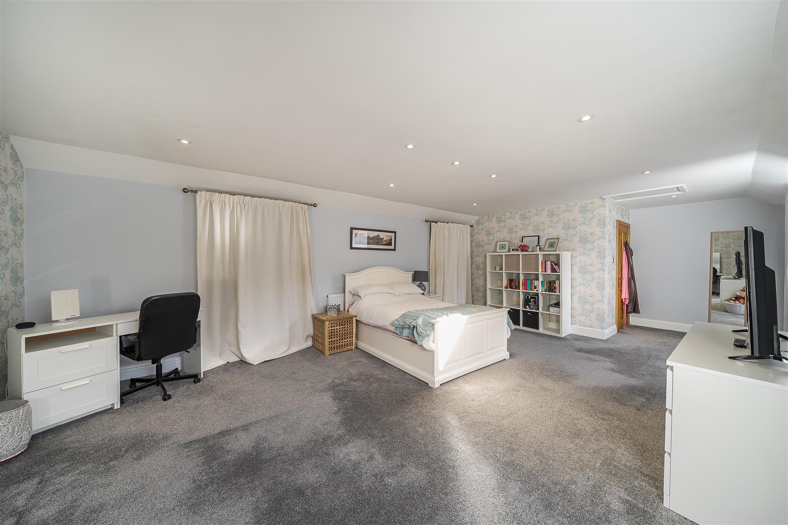 Llys Y Nant, Glais, Swansea, SA7 9JB